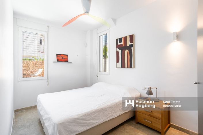 Image No.35-4 Bed Townhouse for sale