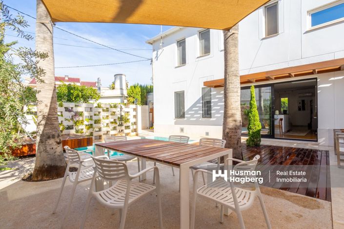 Image No.39-4 Bed Townhouse for sale