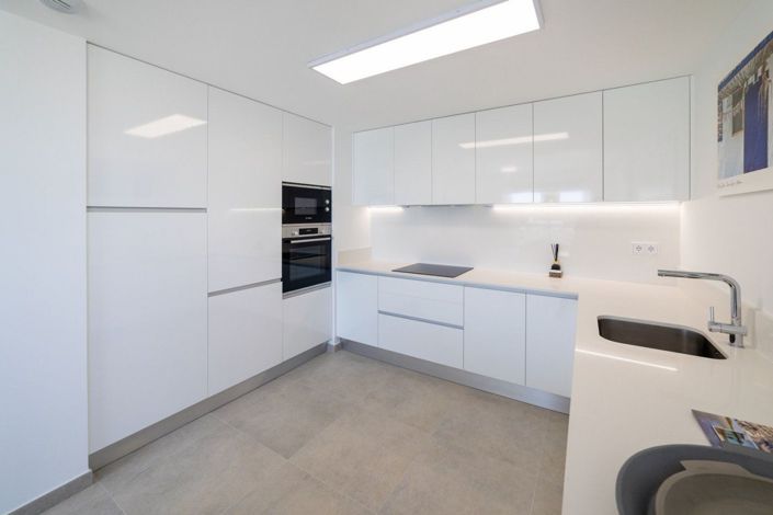 Image No.17-3 Bed Apartment for sale