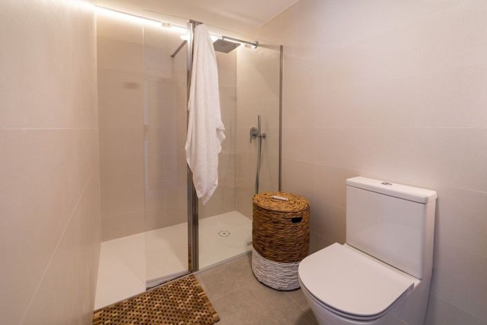 Image No.35-3 Bed Apartment for sale