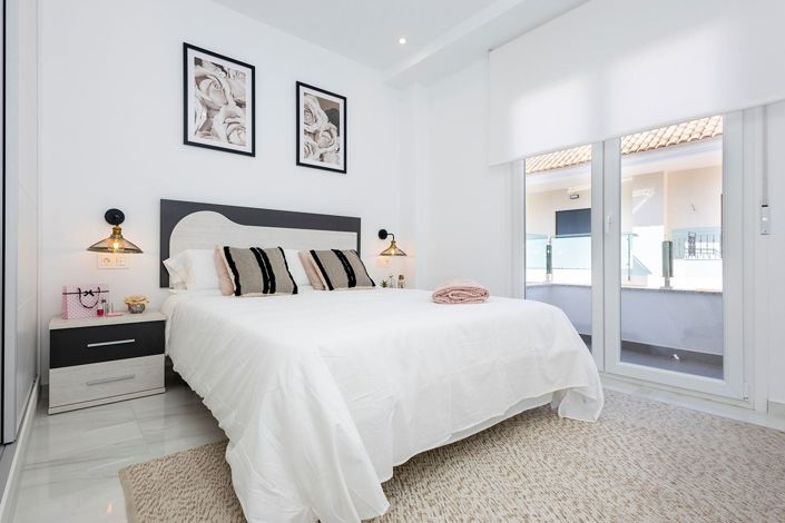 Image No.21-2 Bed Apartment for sale