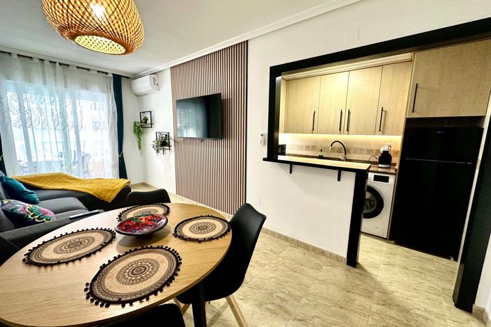 Image No.10-2 Bed Apartment for sale