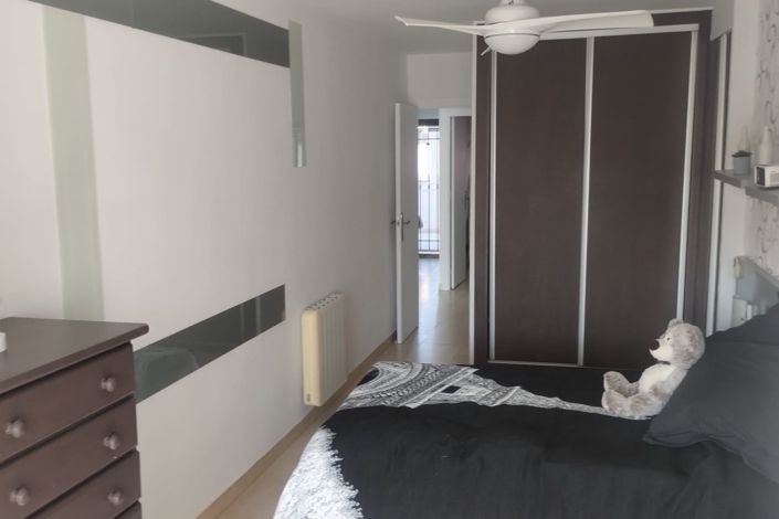 Image No.21-2 Bed Apartment for sale