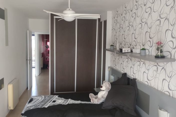 Image No.22-2 Bed Apartment for sale