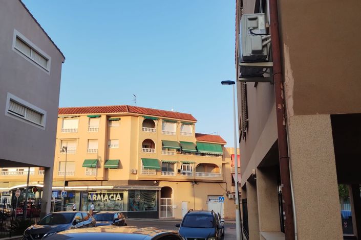 Image No.30-2 Bed Apartment for sale