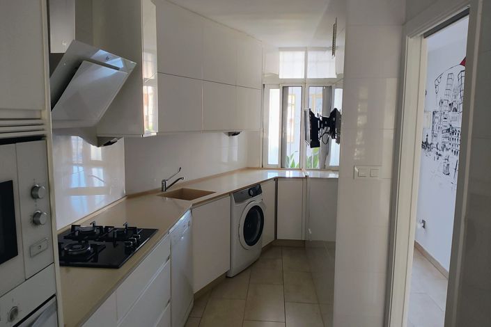 Image No.40-2 Bed Apartment for sale