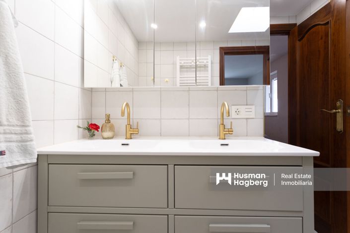 Image No.29-3 Bed Villa for sale