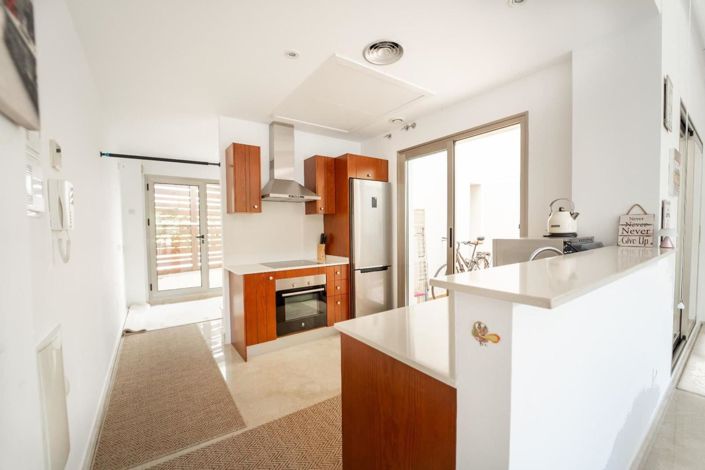 Image No.12-3 Bed Townhouse for sale