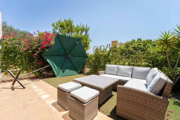 Image No.20-3 Bed Townhouse for sale