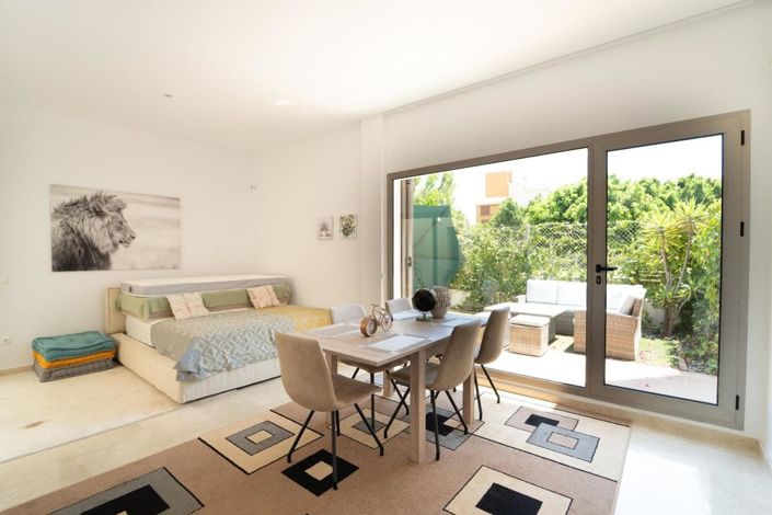 Image No.6-3 Bed Townhouse for sale