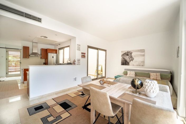 Image No.8-3 Bed Townhouse for sale