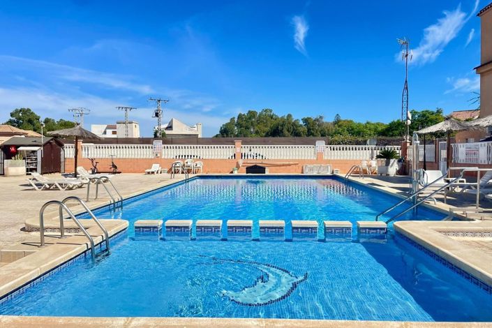 Image No.4-Appartement de 2 chambres à vendre à Los Altos