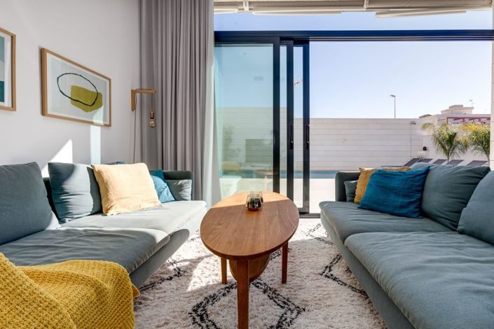 Image No.18-3 Bed Villa for sale