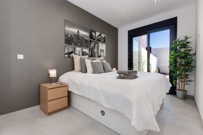 Image No.38-3 Bed Villa for sale