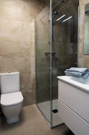 med5ngfc7k358cd7c231h-1880x2820