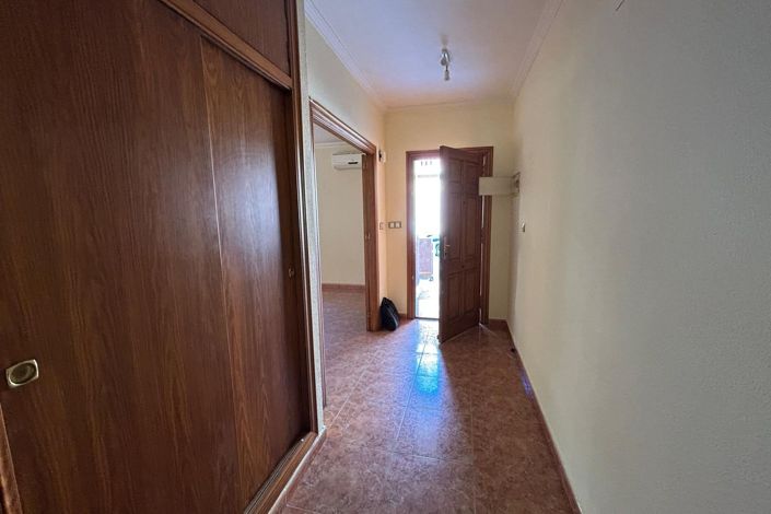 Image No.9-3 Bed Townhouse for sale