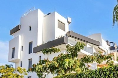 med5nh6gb2358cj4v521h-2820x1880