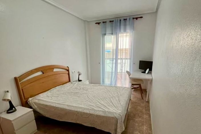 Image No.11-2 Bed Apartment for sale