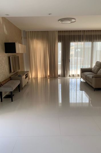 Image No.34-4 Bed Villa for sale