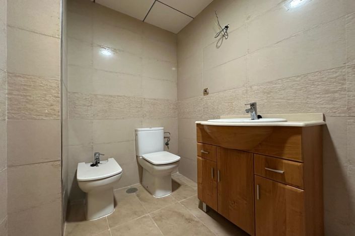 Image No.17-4 Bed Apartment for sale