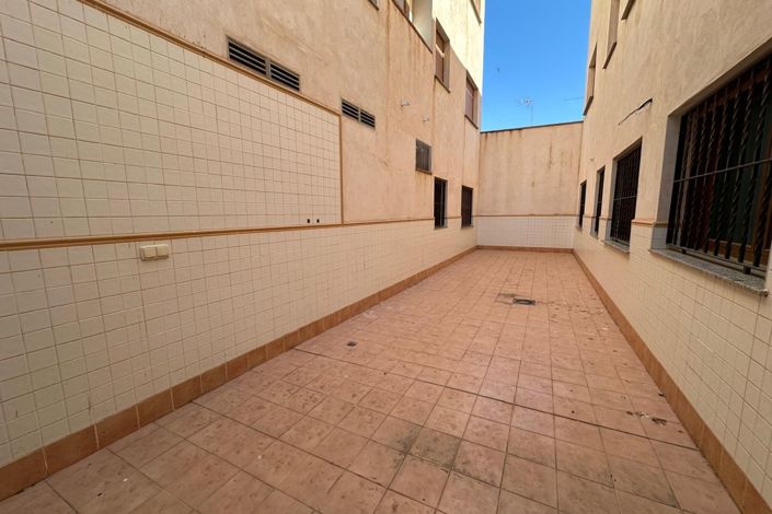 Image No.3-4 Bed Apartment for sale