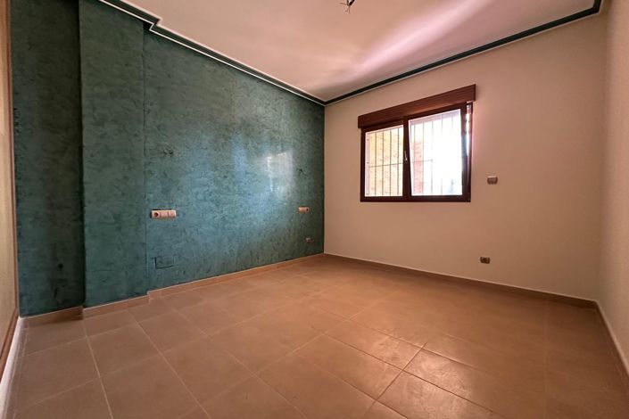 Image No.8-4 Bed Apartment for sale