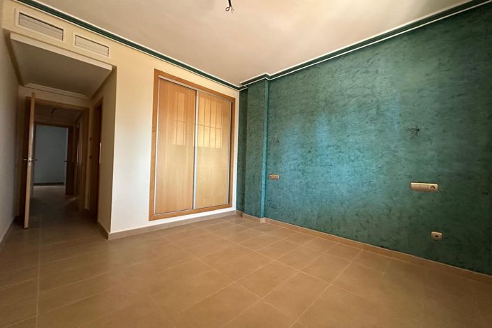 Image No.9-4 Bed Apartment for sale