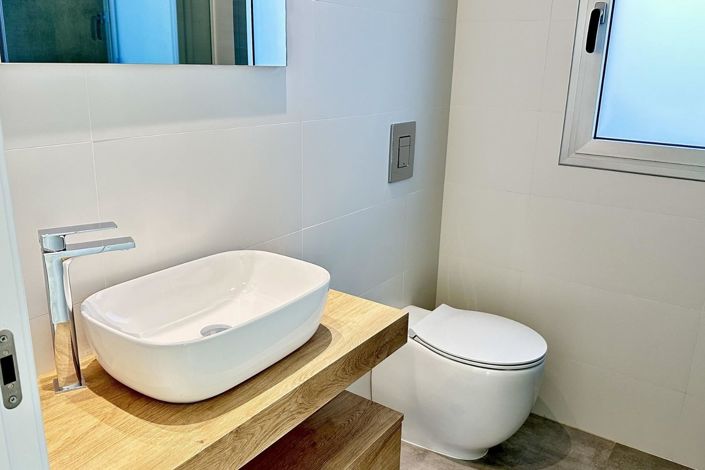 Image No.33-4 Bed Villa for sale