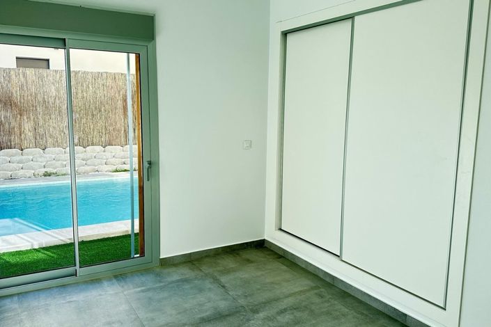 Image No.37-4 Bed Villa for sale