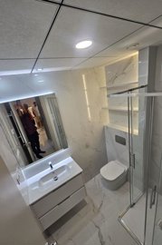 med5nhw483358cmg4vl4n-1880x2820