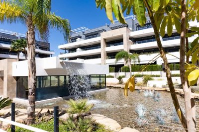 med5nhw485358cmg4w573-2820x1880