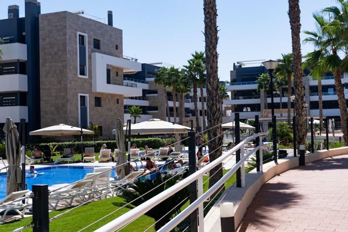 Image No.28-2 Bed Apartment for sale