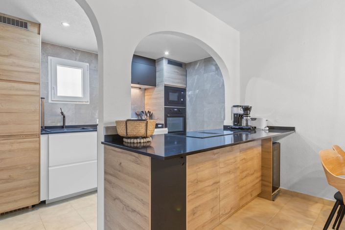 Image No.8-2 Bed Apartment for sale