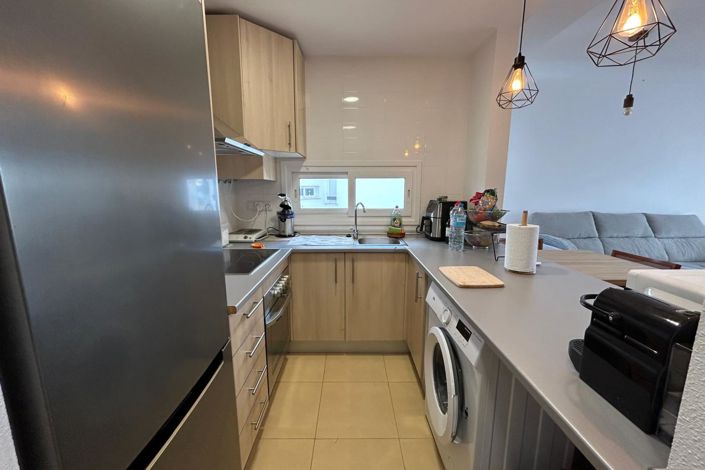 Image No.18-2 Bed Apartment for sale