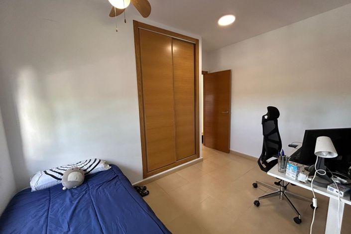 Image No.27-2 Bed Apartment for sale