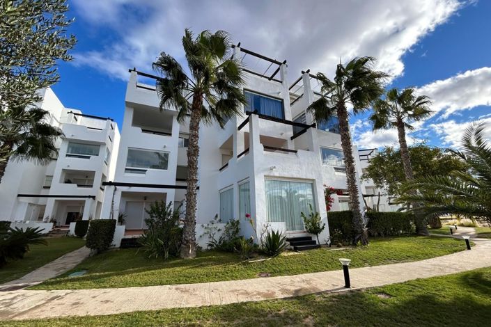 Image No.38-2 Bed Apartment for sale