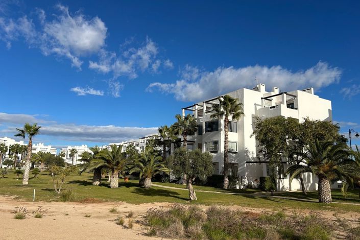 Image No.44-2 Bed Apartment for sale