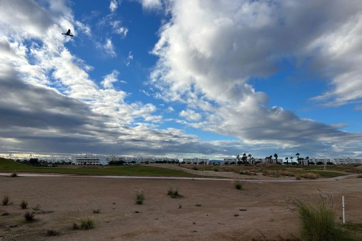 Image No.5-2 Bed Apartment for sale