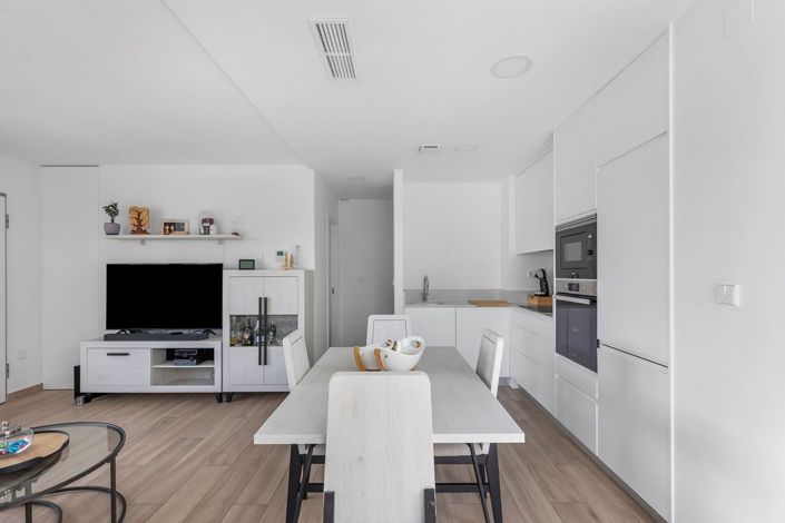 Image No.12-2 Bed Townhouse for sale