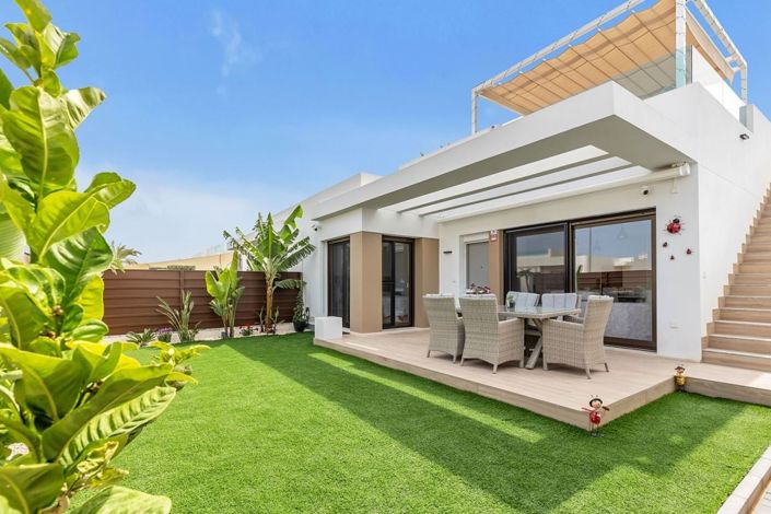 Image No.4-2 Bed Townhouse for sale