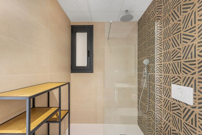 Image No.33-2 Bed Apartment for sale