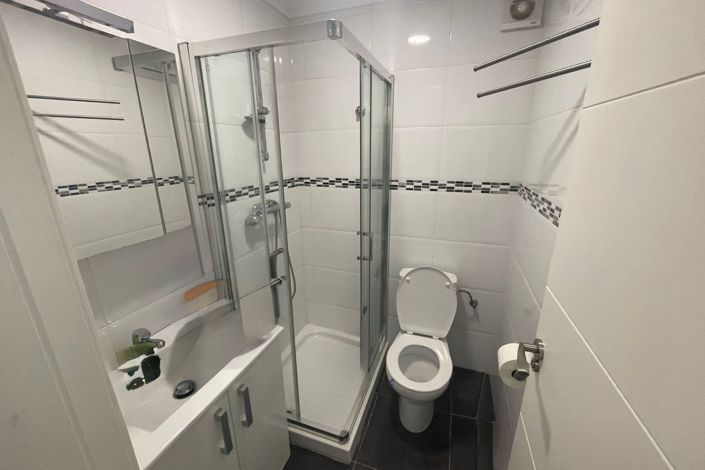 Image No.5-Apartment for sale