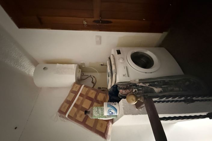 Image No.23-2 Bed Townhouse for sale