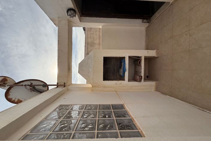 Image No.29-2 Bed Townhouse for sale