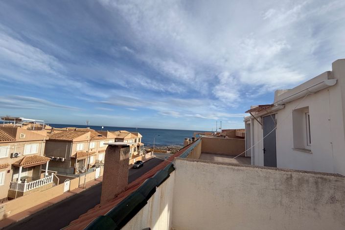 Image No.8-2 Bed Townhouse for sale