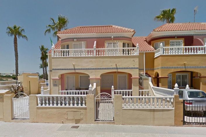 Image No.7-2 Bed Townhouse for sale