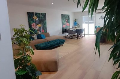 med5nm9jzb358cbhrdv3f-2820x1880