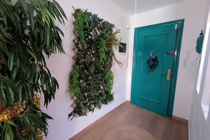 Image No.3-3 Bed Apartment for sale