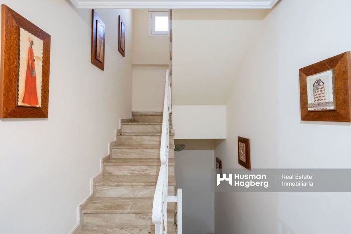 Image No.29-6 Bed Villa for sale