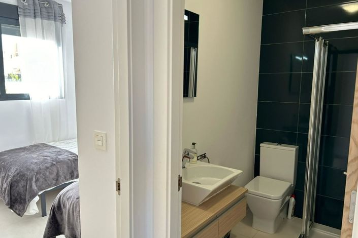 Image No.13-2 Bed Apartment for sale